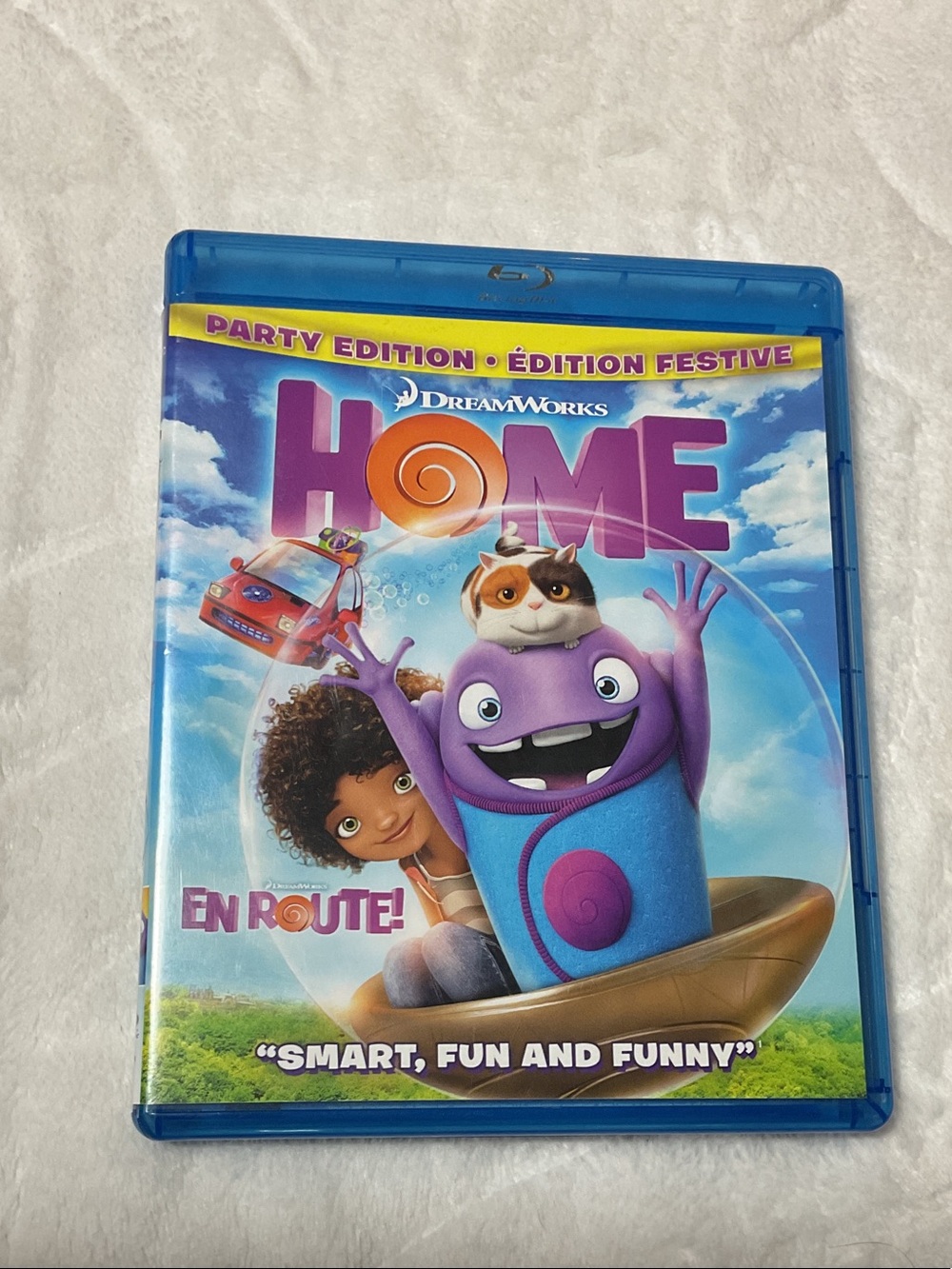 DreamWorks HOME Blu-ray — Purple & Blue Party Edition Cover